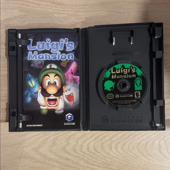 Nintendo GameCube Luigi's Mansion - Black and Green CIB - Picture 2 of 4